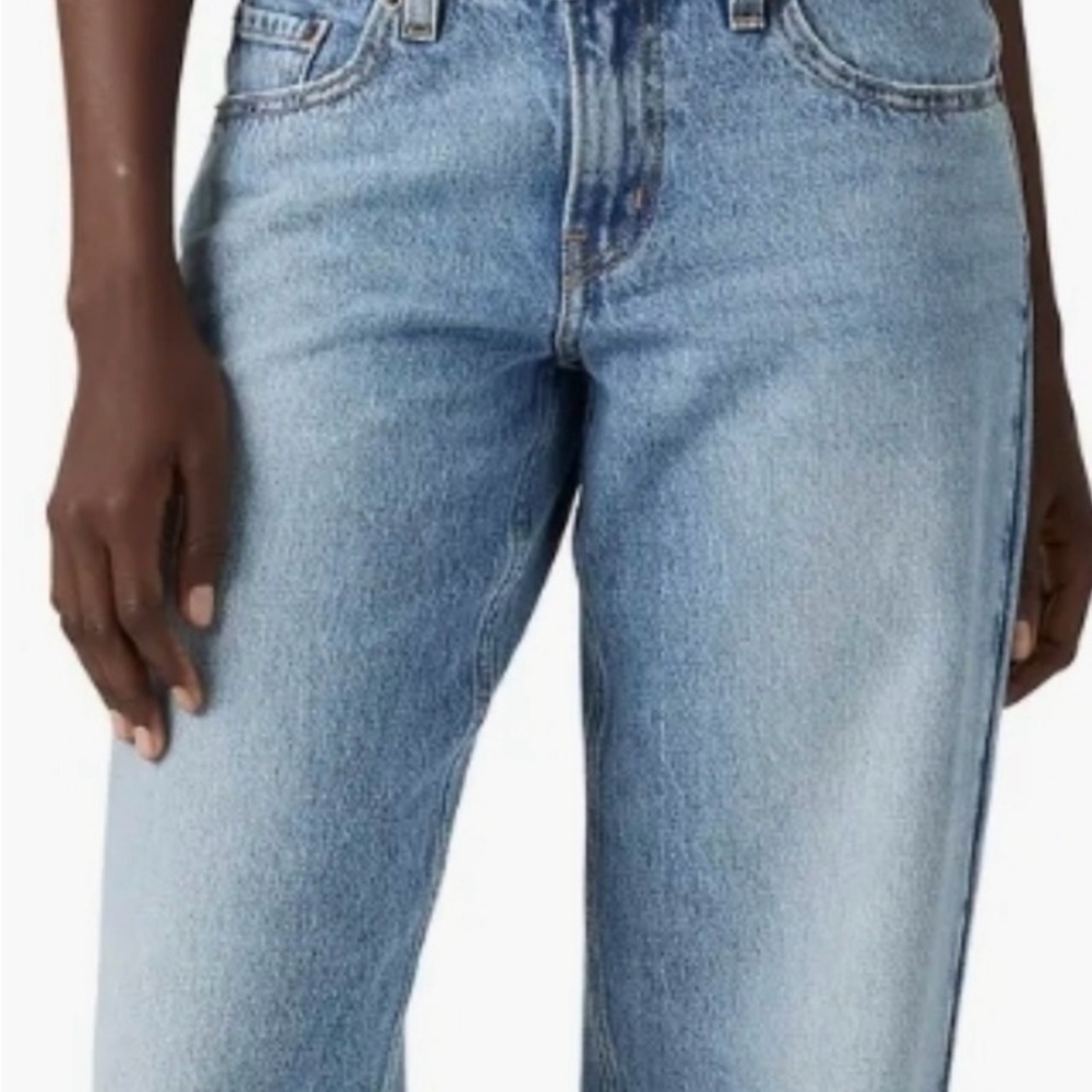 Levi’s Women’s Superlow Loose Straight Leg Double-Button Relaxed Fit Jeans - Picture 15 of 16